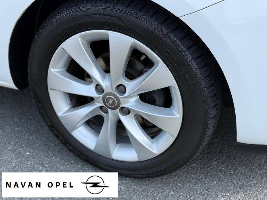 2017 Opel Corsa - image 7