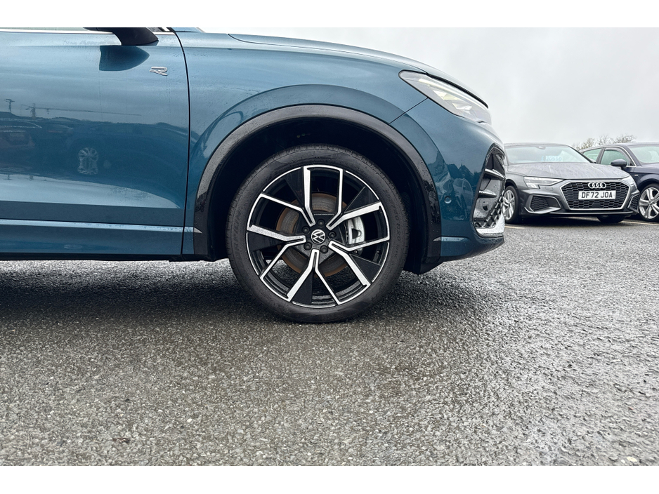 2025 Volkswagen Tiguan R-LINE TDI S-A DSG €56,900