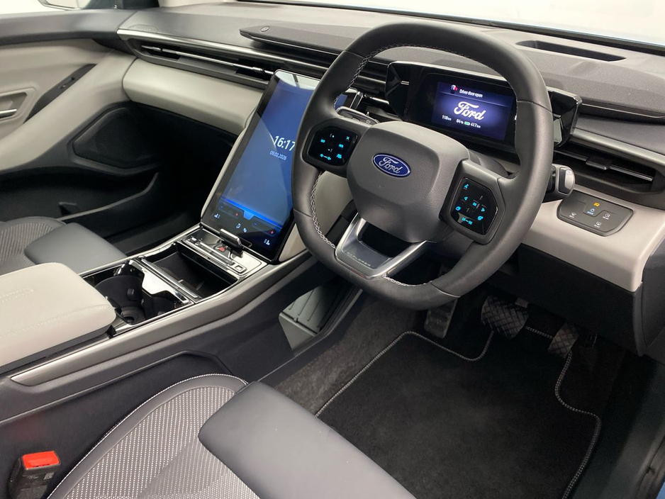 2026 Ford Explorer Select 77kWh Extended Range €41,995