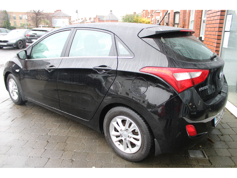 2015 Hyundai i30 1.6 CRDI SE BL/DR 110PS 5DR €7,950