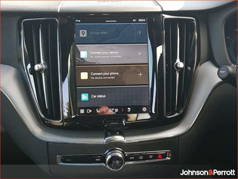 2025 Volvo XC60 T6 350bhp AWD PHEV Plus Black Edition (Lighting Pack / Panoramic Sunroof / 360 Camera) €68,900