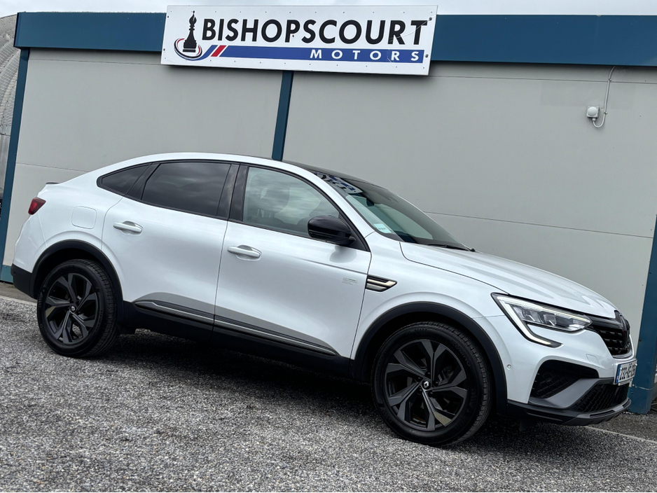 2023 Renault Arkana - image 3