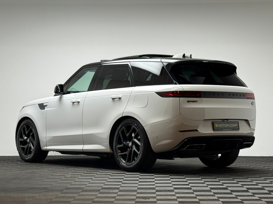 2023 Land Rover Range Rover Sport - image 5