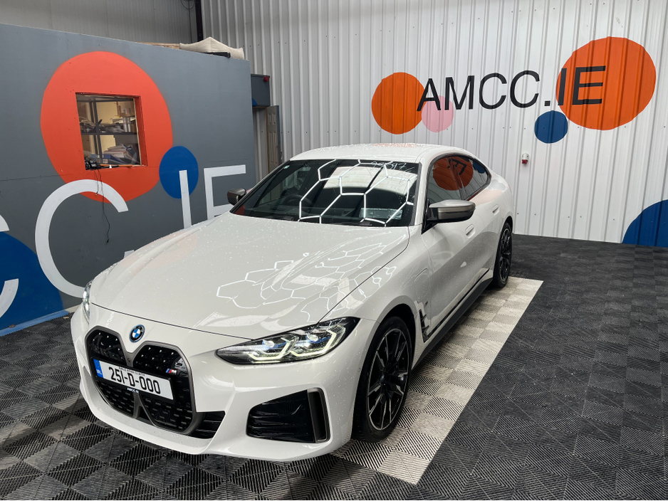 2025 BMW i4 €58950 2025 BMW I4 M50 ONLY 9K KMS / CRUISE CONTROL / 360° PARKING CAMERA / ELECTRIC MEMORY & HEATED SEATS / HEATED STEERING WHEEL / APPLE CARPLAY / AMBIENT LIGHTS €58,950