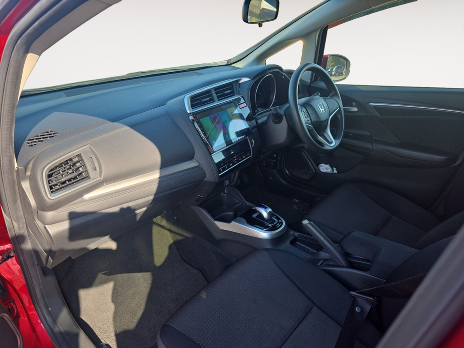 2017 Honda Fit - image 10