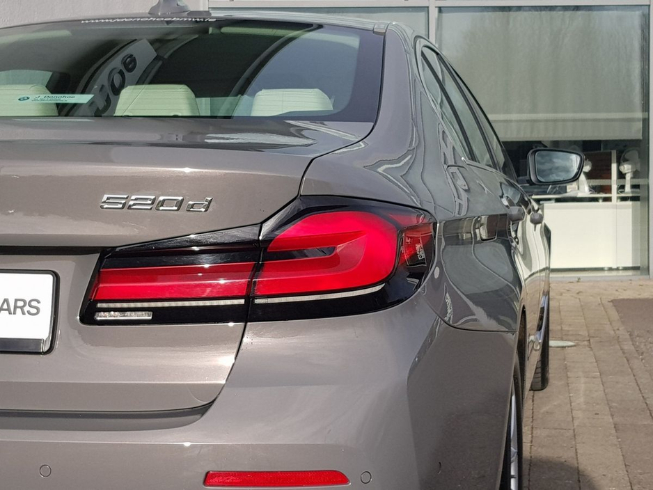 2021 BMW 5 Series 520d SE Saloon €34,950