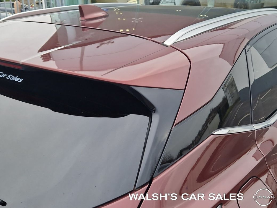 2022 Nissan Qashqai 1.3 HYB SV + Glass Roof Pack €25,950