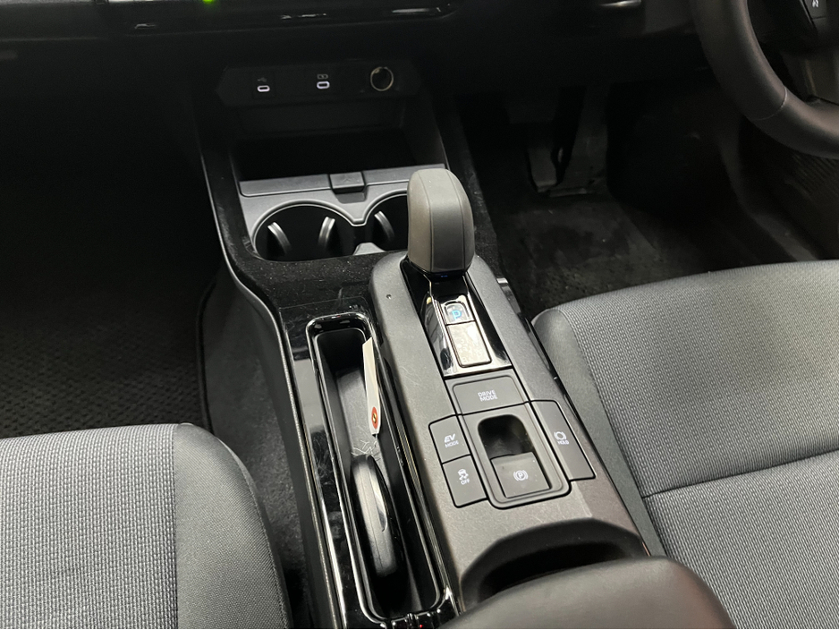 2025 Toyota Prius - image 16