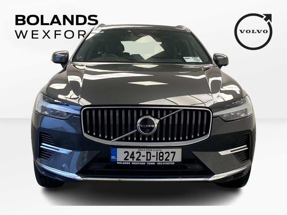 2024 Volvo XC60 - image 7