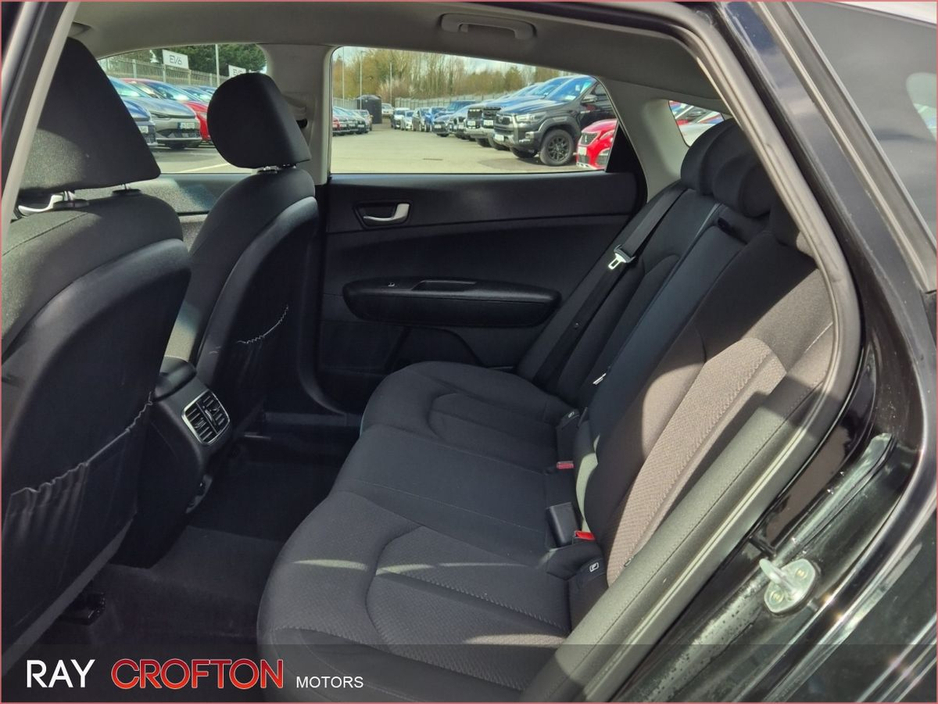 2016 Kia Optima - image 7