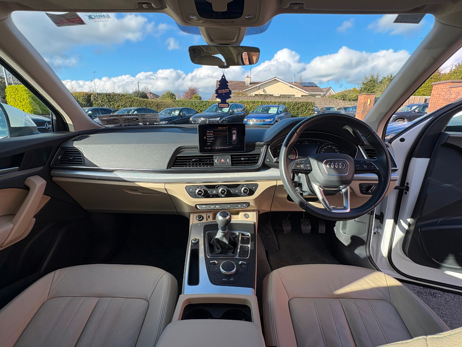 2018 Audi Q5 - image 12