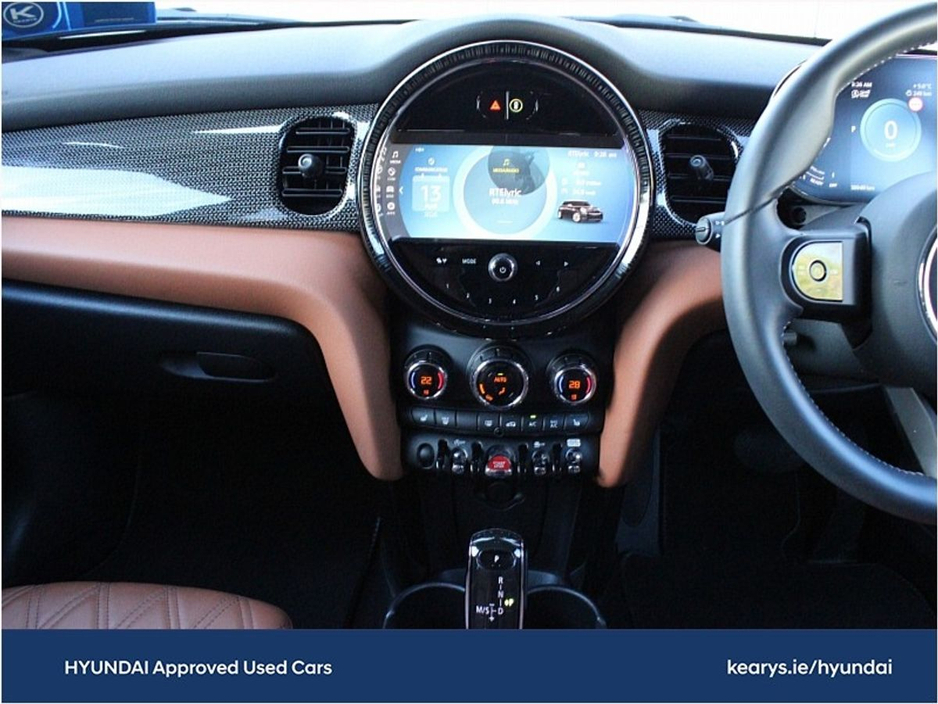 2023 MINI Hatch - image 12