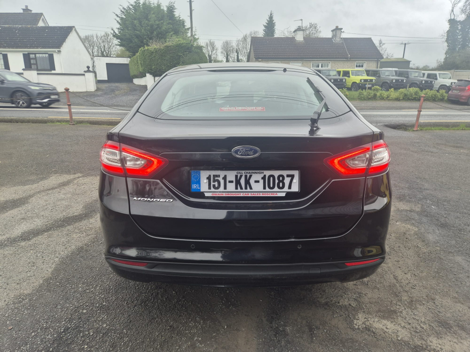 2015 Ford Mondeo - image 11
