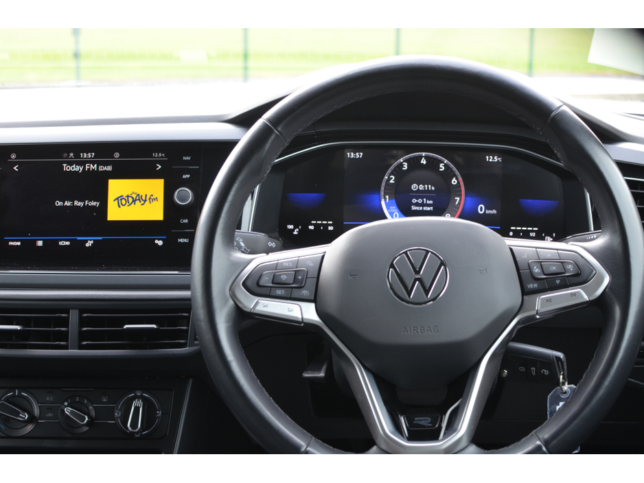 2023 Volkswagen Taigo - image 19