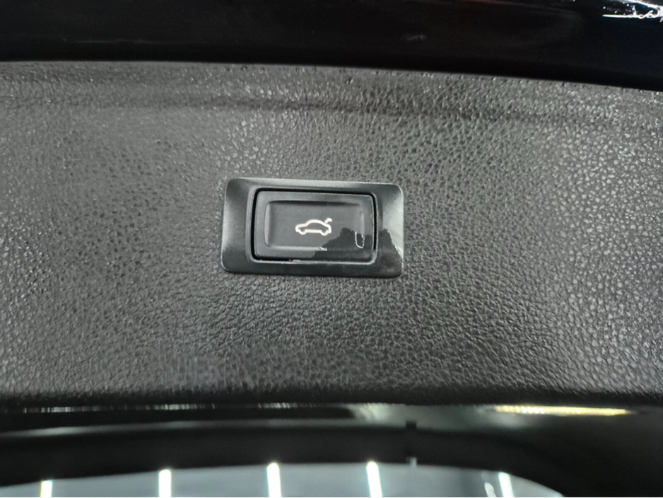 2018 Audi Q5 - image 19