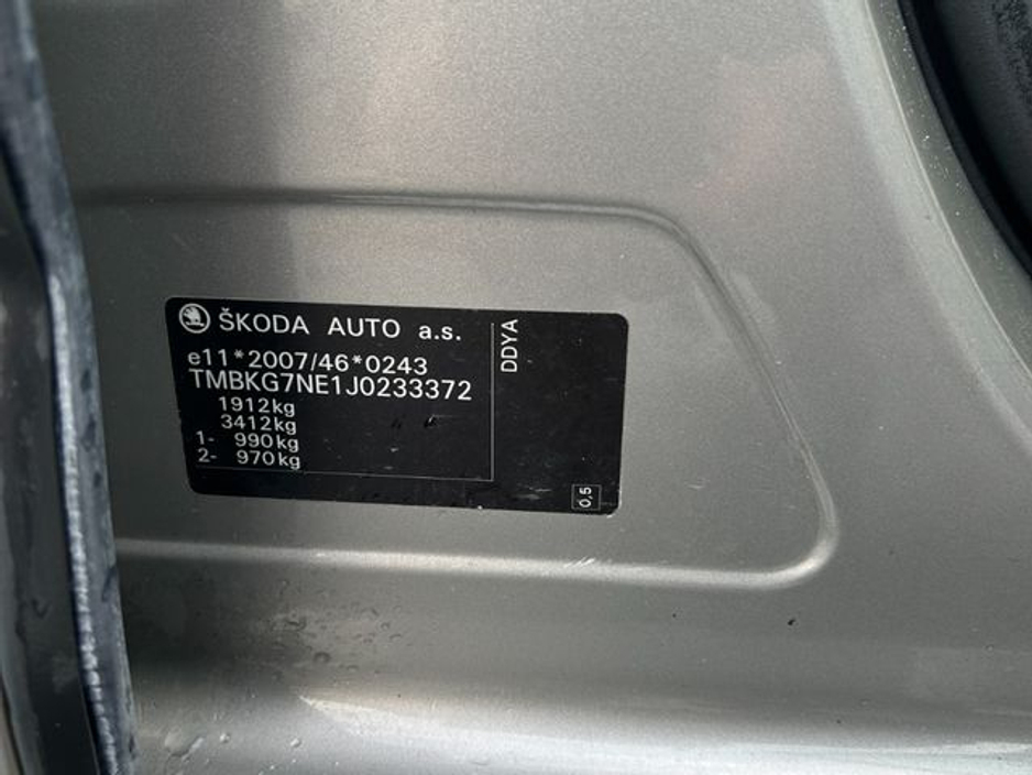 2018 Skoda Octavia COM Style 1.6tdi 115HP DSG 4DR €18,500