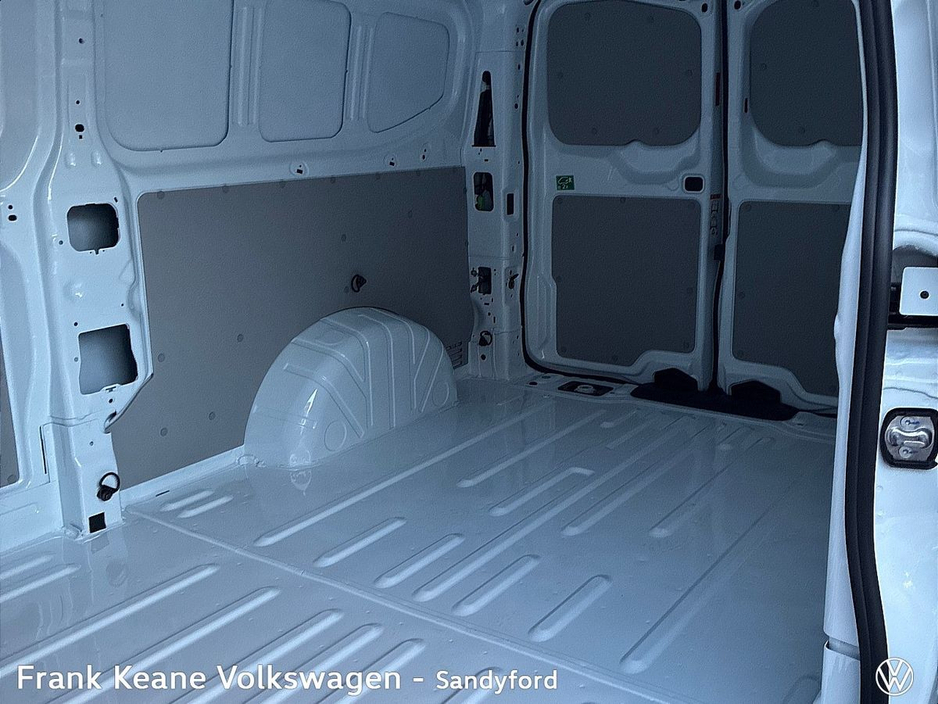 2026 Volkswagen Transporter HIGHLINE AUTO 30 LWB 150BHP *5 YEAR WARRANTY* *0% FINANCE AVAILABLE* *17" MONTE CARLO ALLOYS* *BODY COLOUR CODED BUMPERS* *APPLE CARPLAY/ANDROID AUTO* *REAR VIEW CAMERA* *FRONT AND REAR PARKING SENSOR €38,140