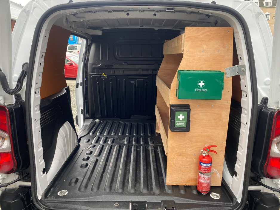 2023 Toyota Proace - image 10