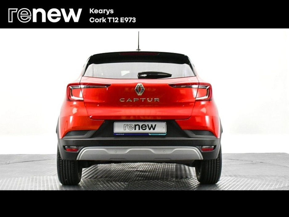 2022 Renault Captur - image 10