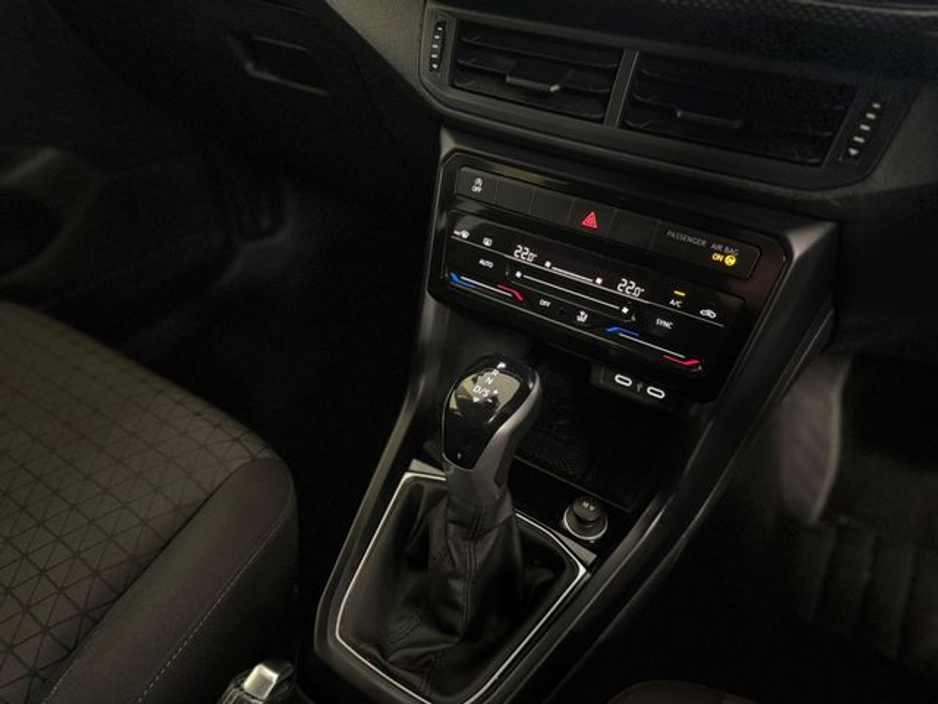 2023 Volkswagen T-Cross - image 10