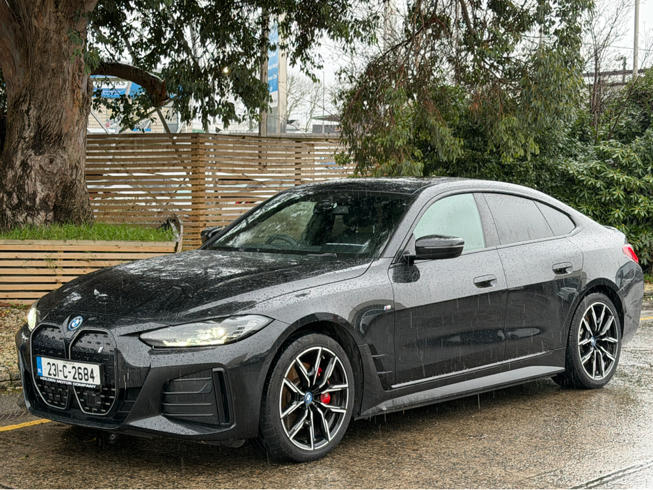 2023 BMW i4 M-SPORT..SUNROOF..KEYLESS ENTRY €32,350