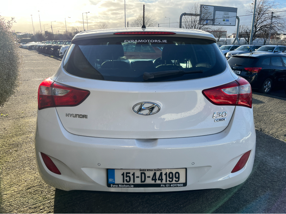 2015 Hyundai i30 - image 7