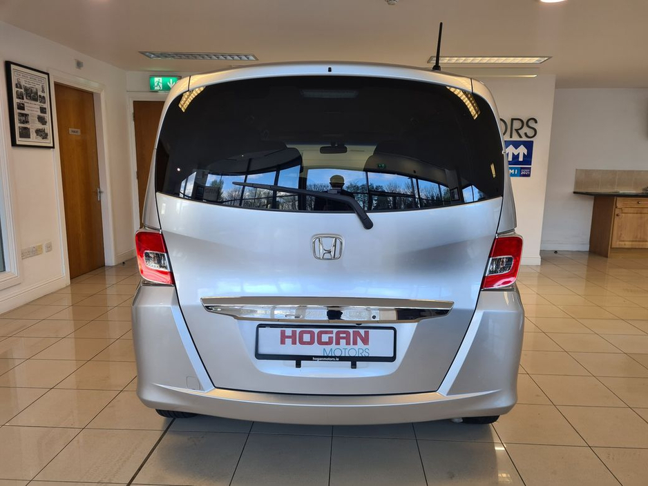 2016 Honda Freed 6 Seat 5DR Automatic €14,950