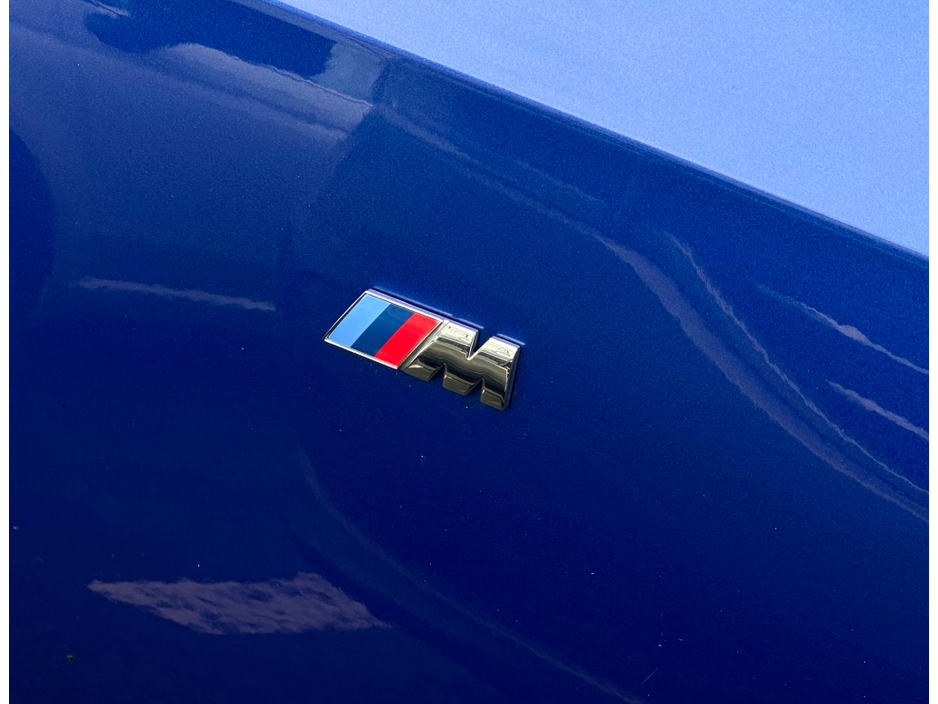 2021 BMW 3 Series - image 17