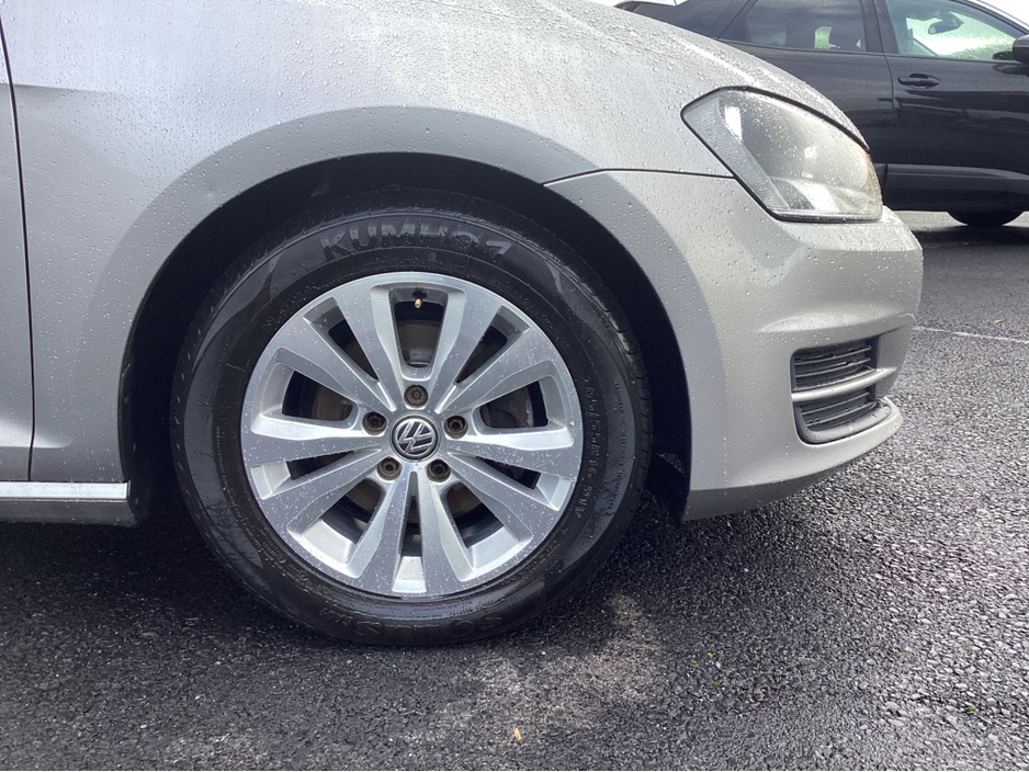 2014 Volkswagen Golf ** F.S.H €8,750