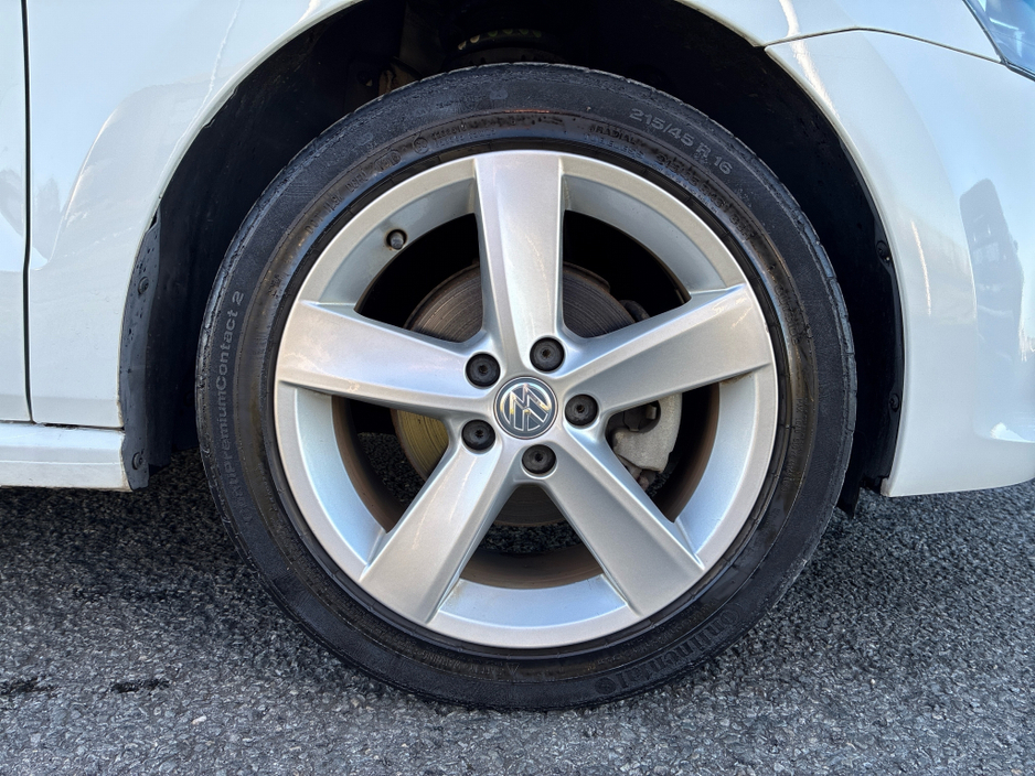 2016 Volkswagen Polo 1.2L Petrol Automatic TSI €12,950