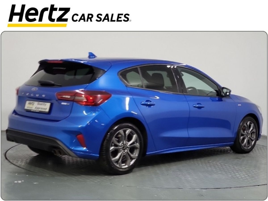 2024 Ford Focus - image 8