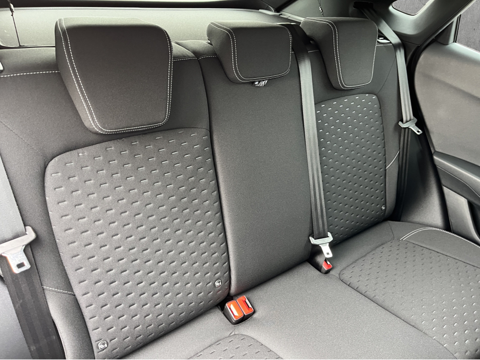 2025 Ford Puma - image 14