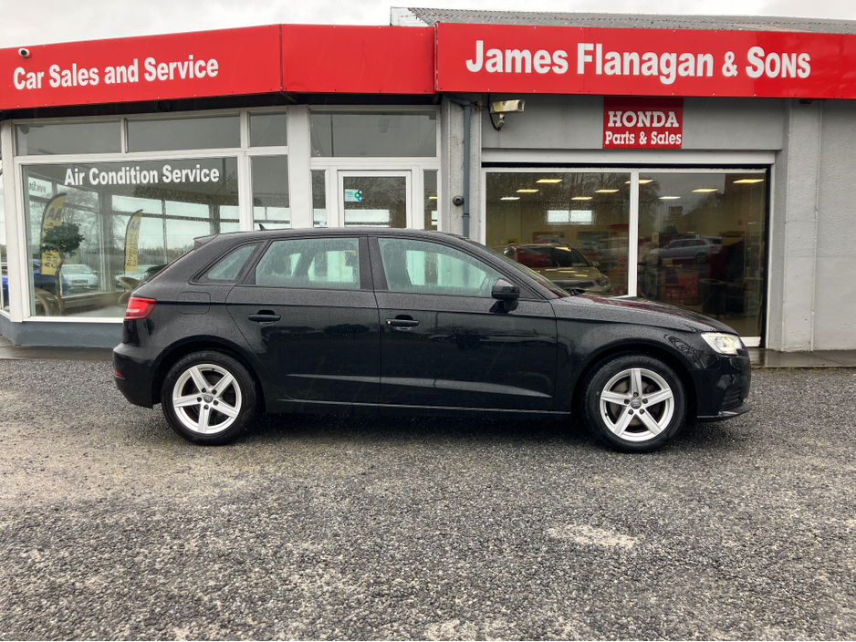 2017 Audi A3 - image 4