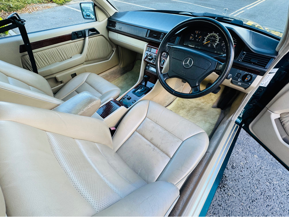 1995 Mercedes-Benz E Class E 320 COUPE AUTO €12,950