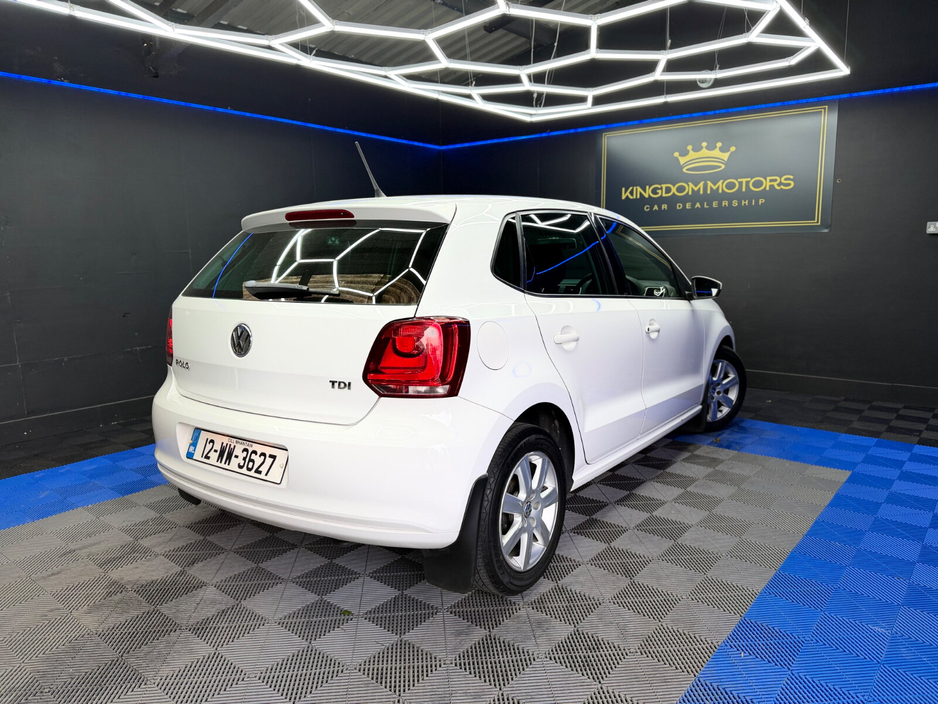 2012 Volkswagen Polo - image 12