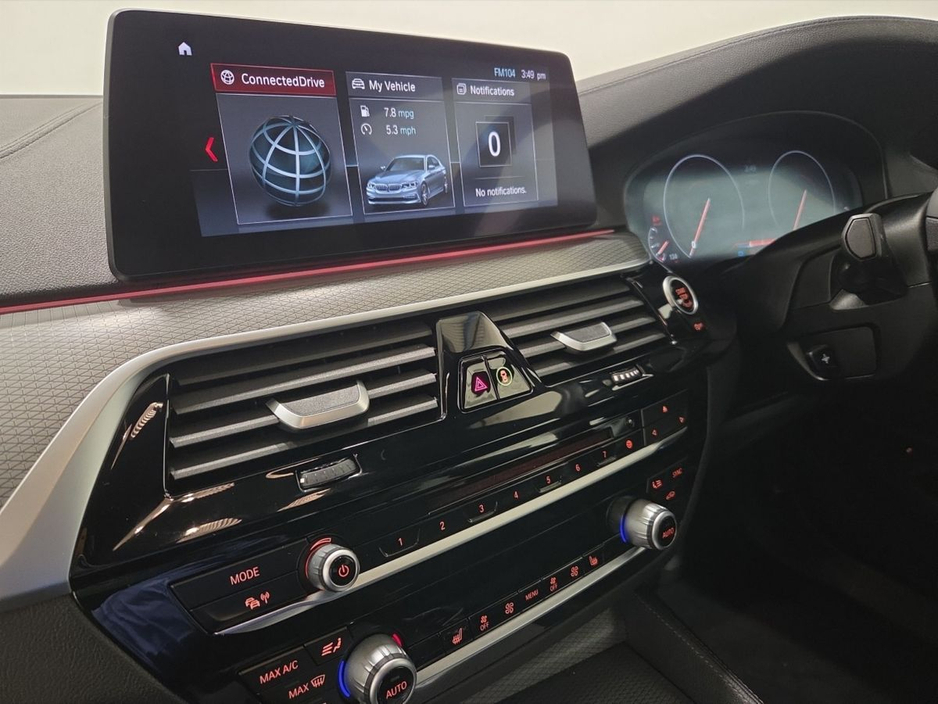 2019 BMW 5 Series 530d xDrive M Sport Saloon €36,950