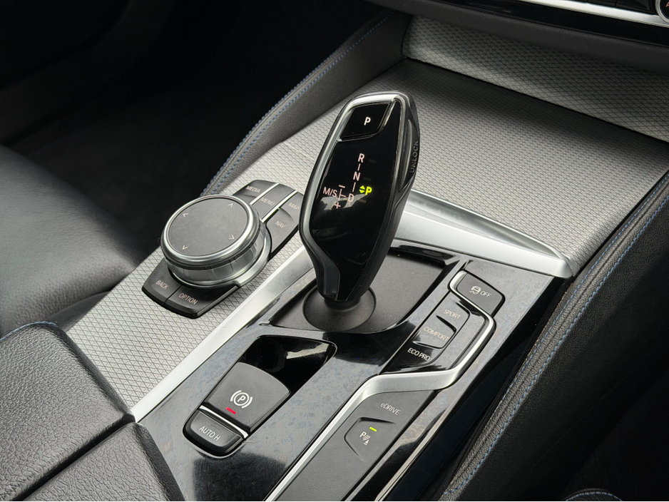 2018 BMW 5 Series 530E M-SPORT AUTO €23,950