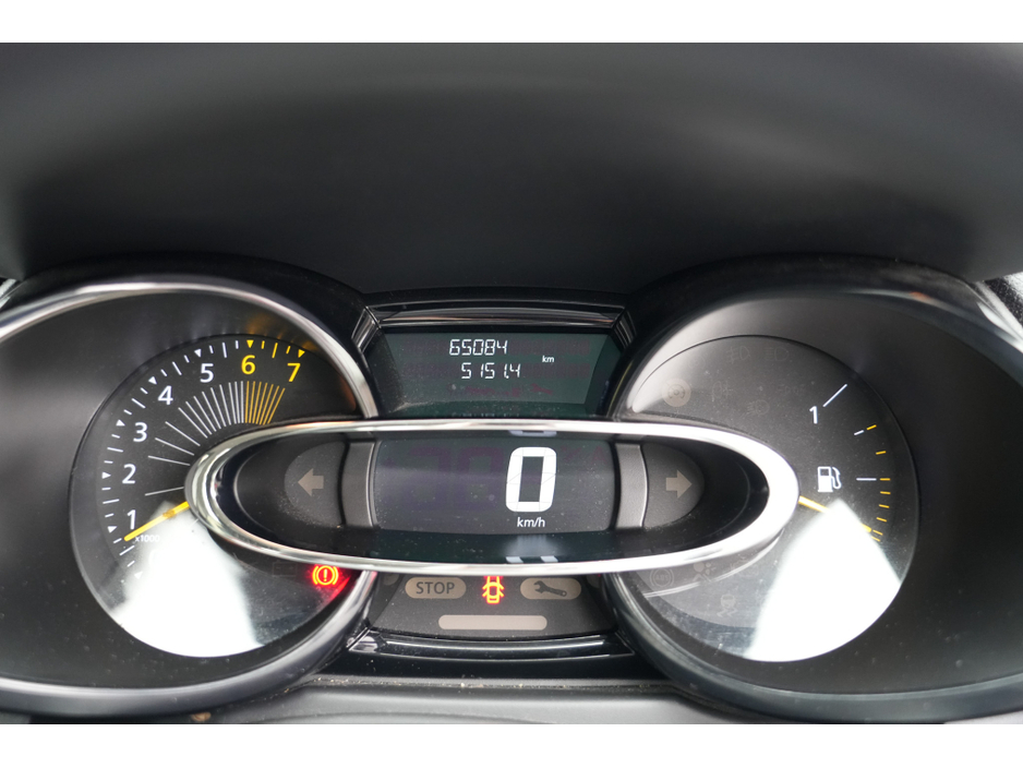 2015 Renault Clio - image 7