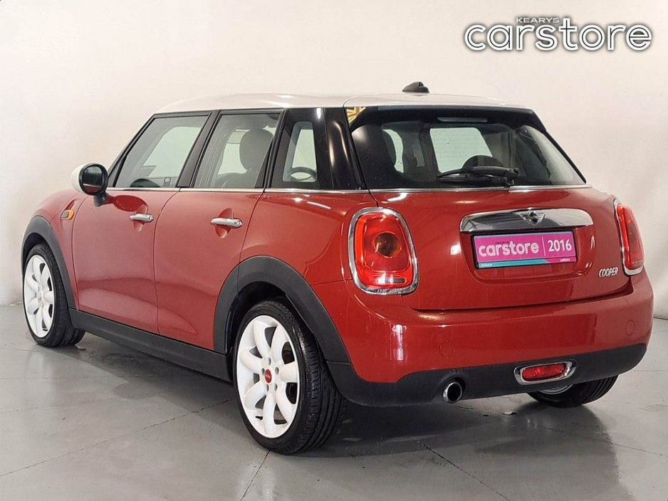 2016 MINI Hatch - image 5