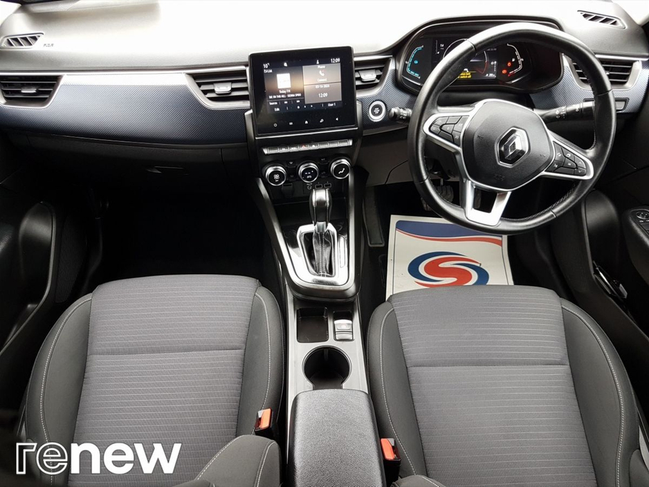 2023 Renault Arkana - image 2