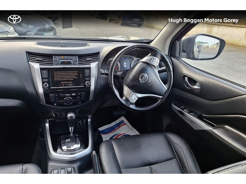 2019 Nissan Navara - image 10