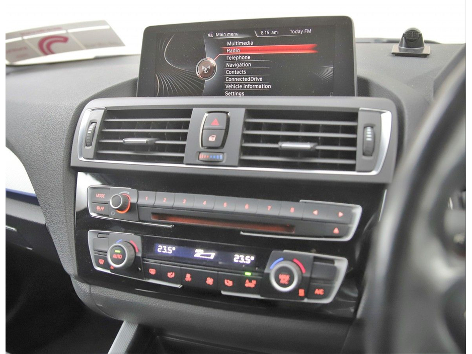 2016 BMW 1 Series - image 21