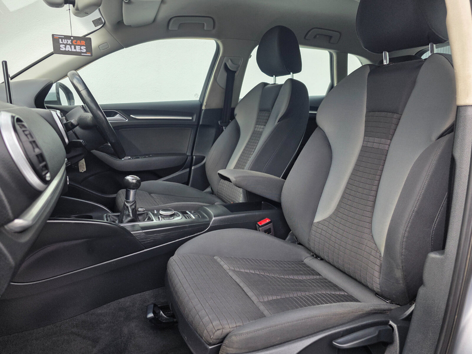 2016 Audi A3 - image 13