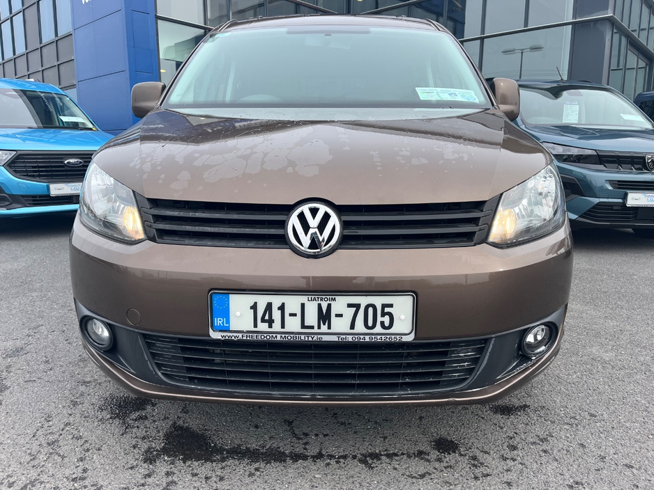 2014 Volkswagen Caddy - image 2