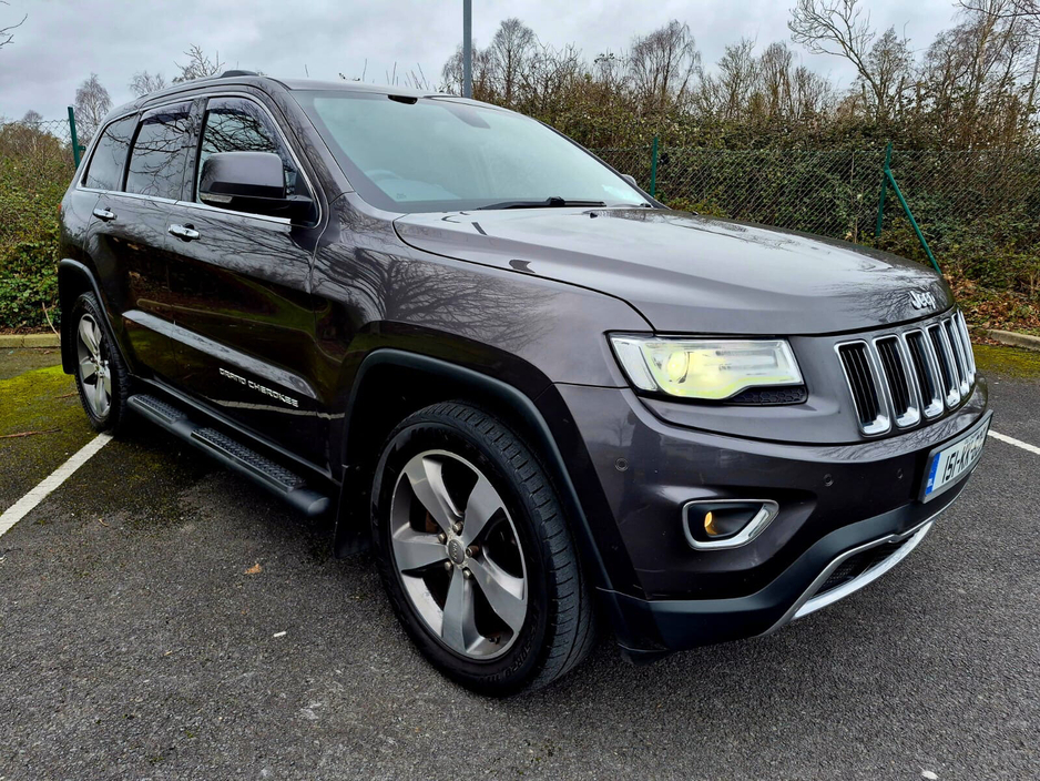 2015 Jeep Cherokee  €12,999
