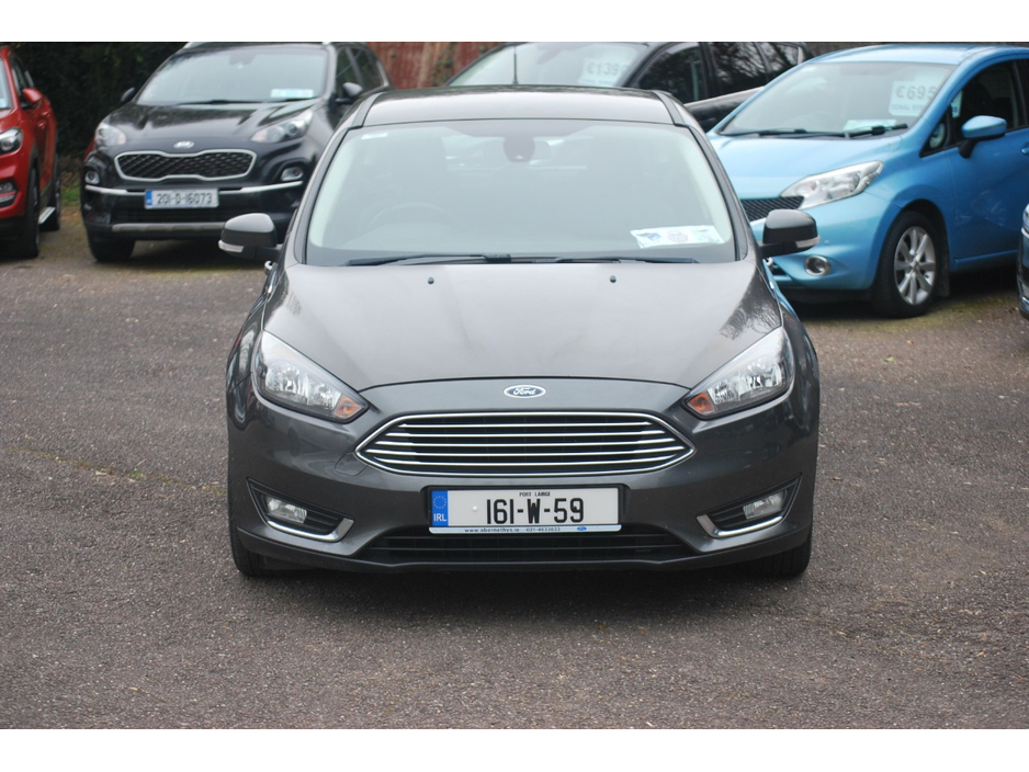 2016 Ford Focus - image 2