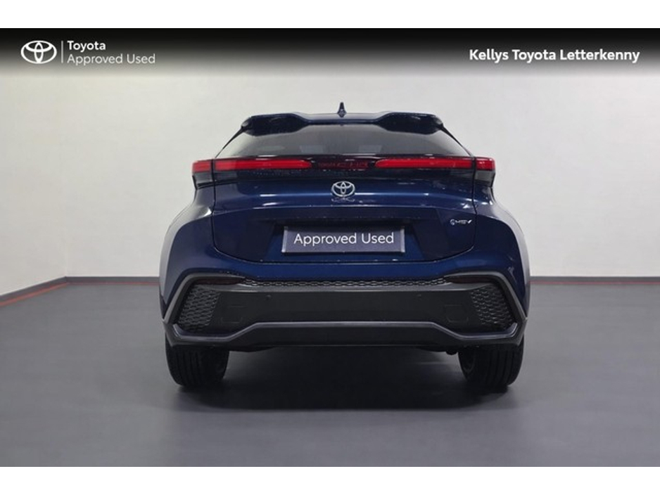 2024 Toyota C-HR - image 5