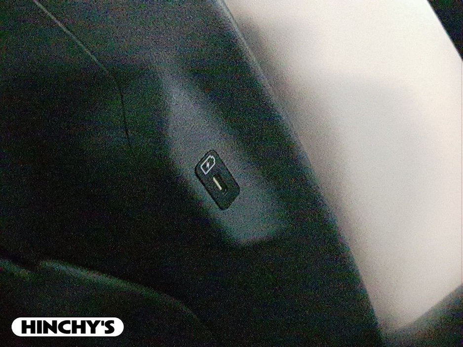 2022 Kia EV6 - image 27