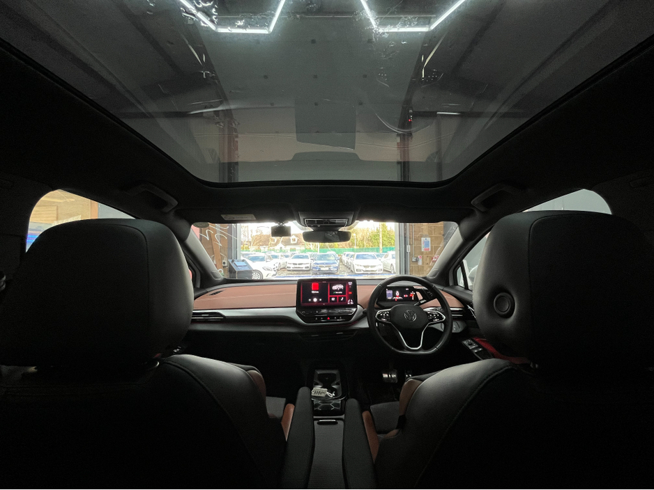 2022 Volkswagen ID.4 €26950 2022 VOLKSWAGEN ID.4 PRO LAUNCH EDITION AUTOMATIC / CRUISE CONTROL / 360° CAMERA / ELECTRIC MEMORY & HEATED SEATS / APPLE CARPLAY / AMBIENT LIGHTS / PANORAMIC SUNROOF €26,950