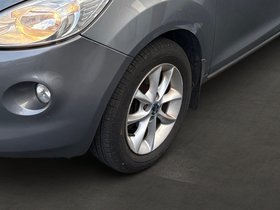 2010 Ford Ka - image 10